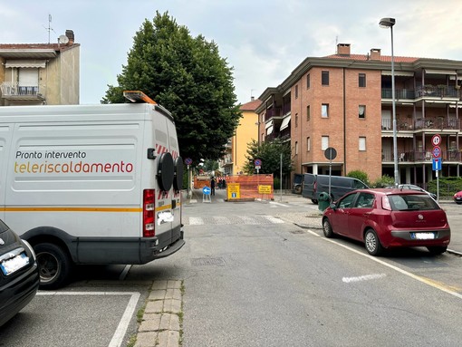 Grugliasco, rottura di una grossa tubatura provoca la chiusura di viale Giustetti