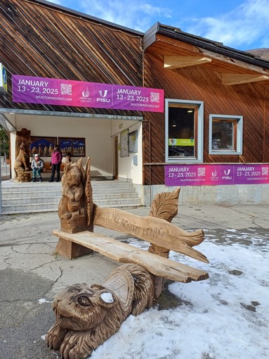 La fiaccola dei Giochi Mondiali Universitari Torino 2025 a Pragelato, Sestriere e Bardonecchia