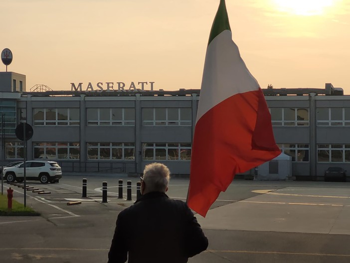 Stellantis, stabilimento Maserati di Grugliasco in vendita online. Alleanza Verdi-Sinistra attacca: “Epilogo indegno”