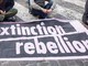 Brescia, Extinction Rebellion denuncia: &quot;Attiviste costrette a spogliarsi e fare squat in questura&quot;