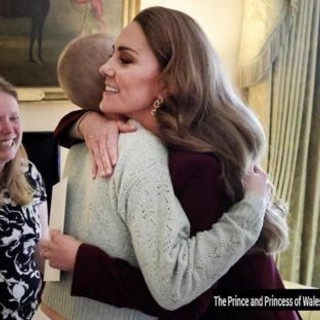 Morta Liz Hatton, 17enne malata di cancro che aveva ispirato William e Kate